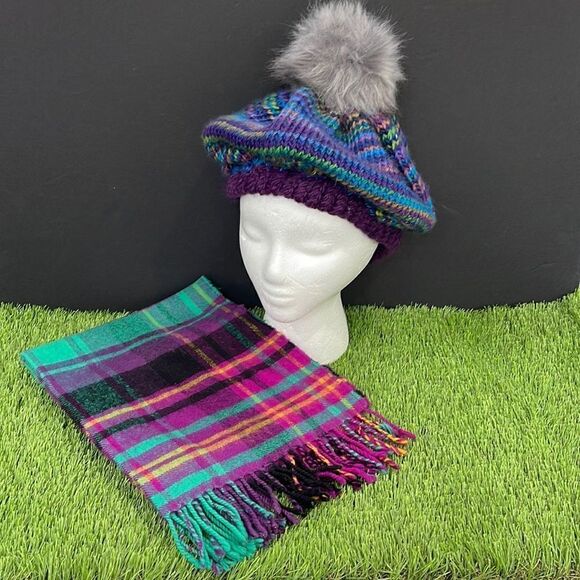 Saks Fifth Avenue Scarf and Hat with Faux Fur Pom - Picture 1 of 6